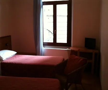 Nuovo * Milán